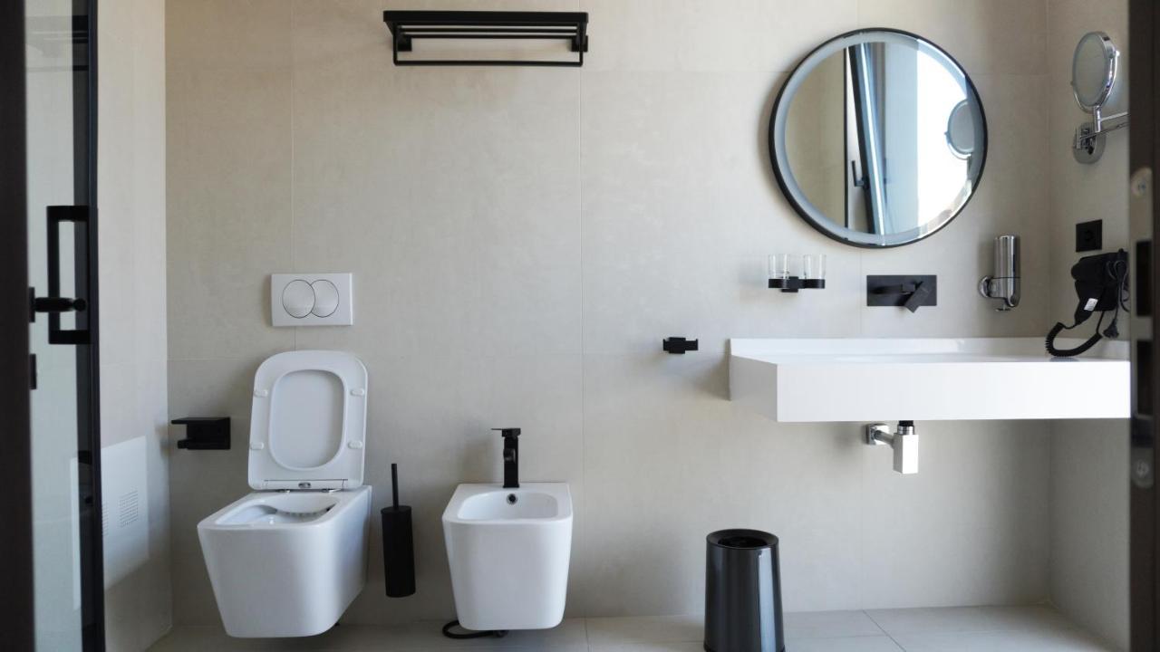 Starlight Hotel Tirana Kültér fotó