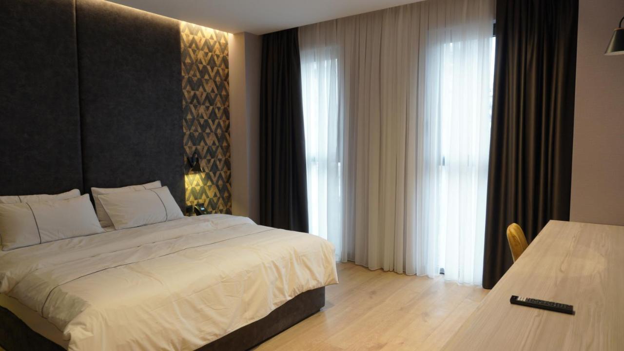 Starlight Hotel Tirana Kültér fotó