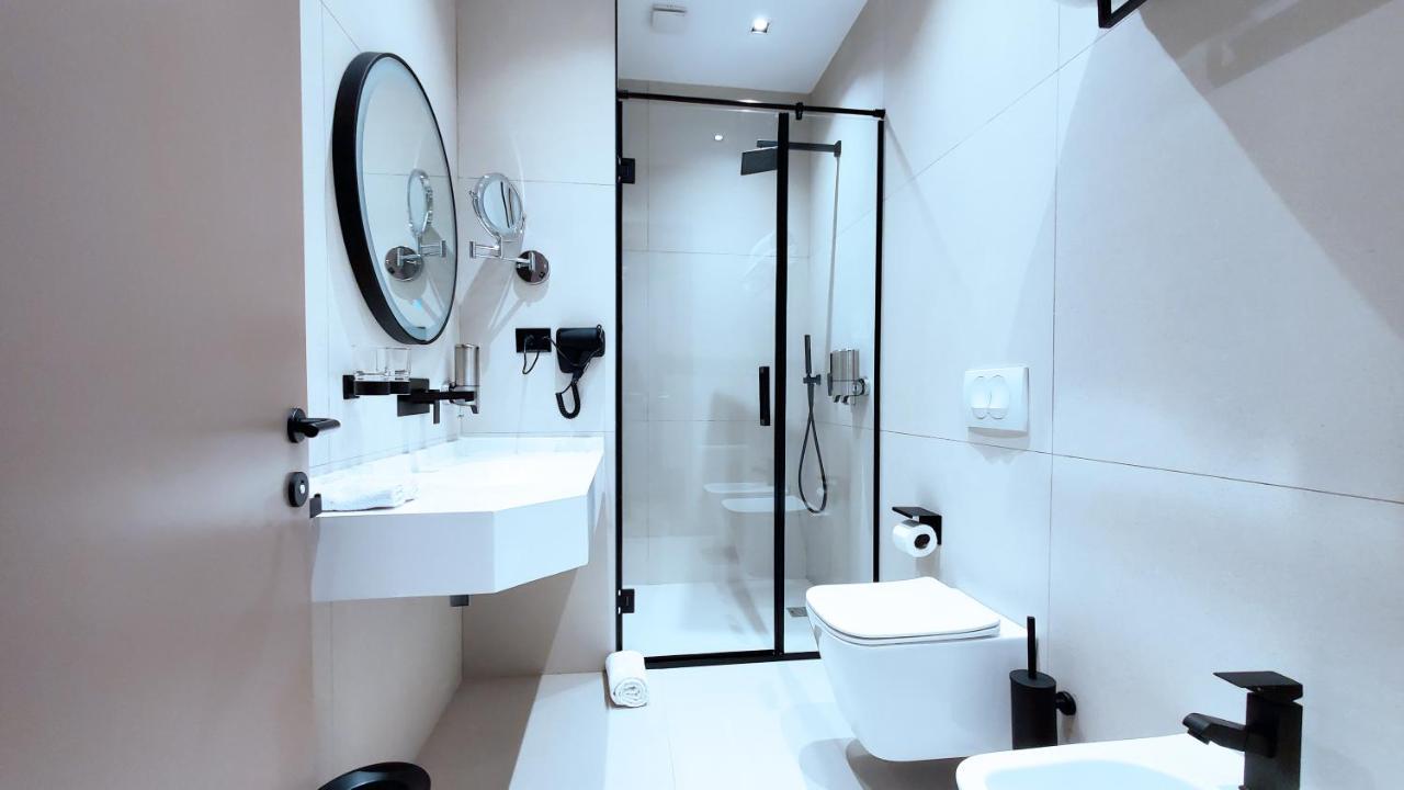 Starlight Hotel Tirana Kültér fotó