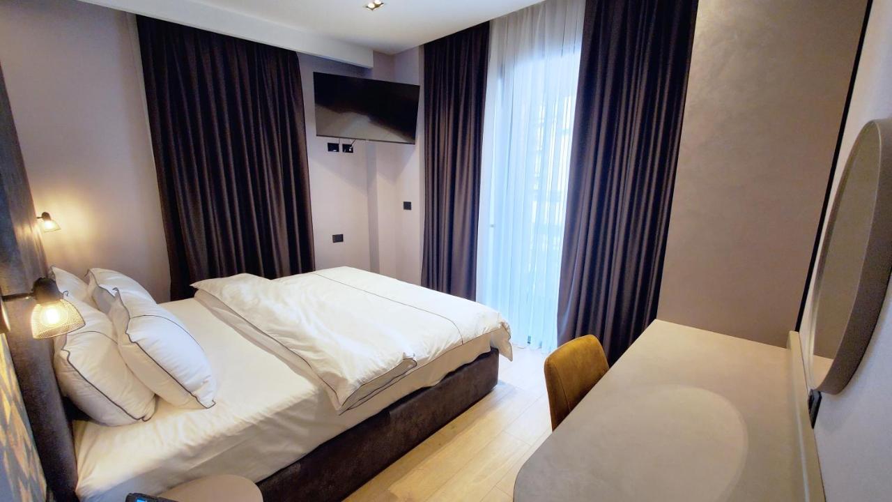 Starlight Hotel Tirana Kültér fotó