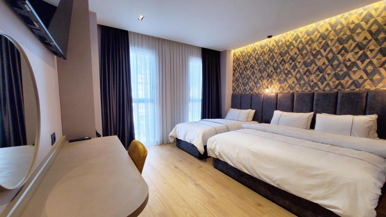 Starlight Hotel Tirana Kültér fotó